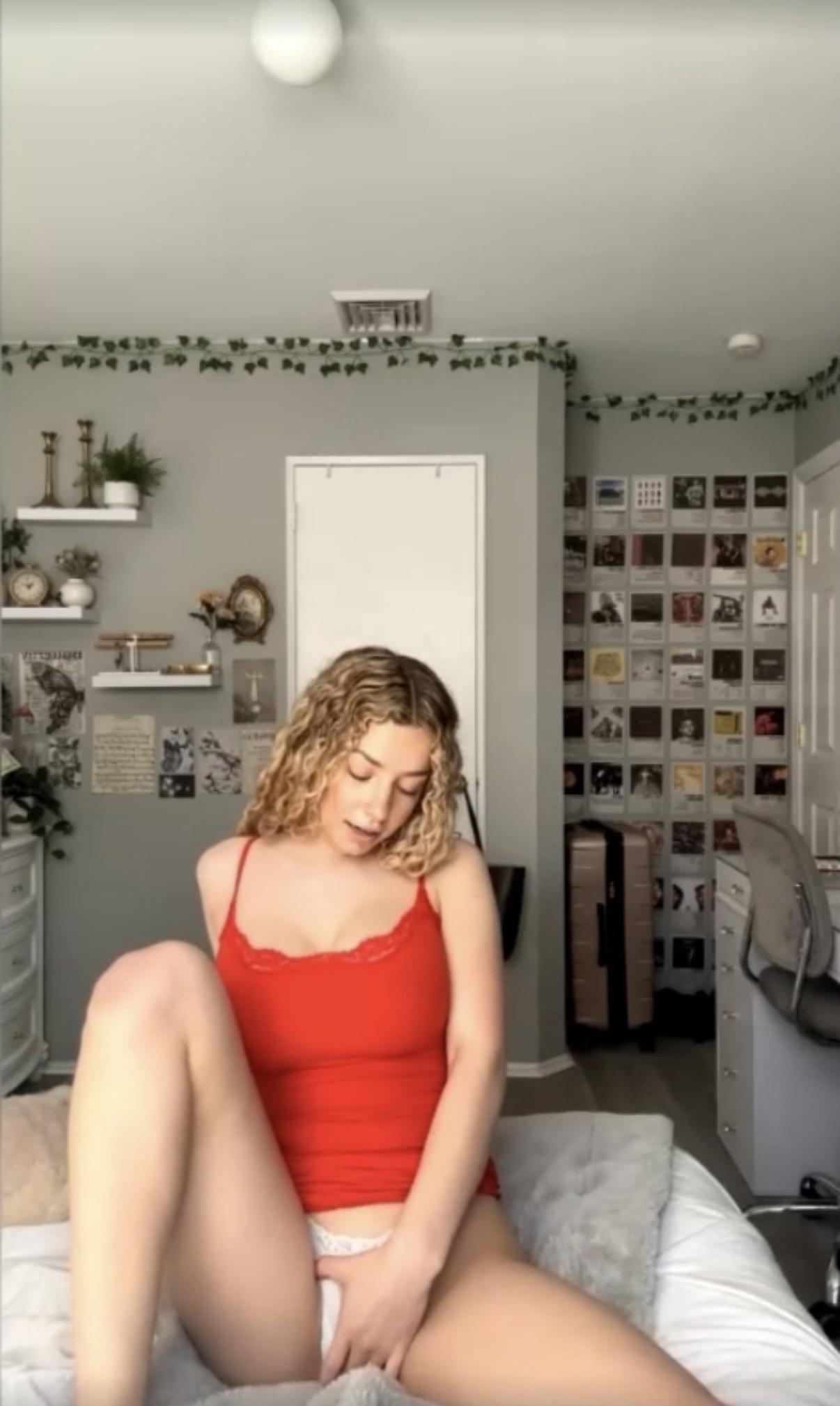 Kirapregiato Kirapregiato nude Instagram photo 101 — @kirapregiato leaked