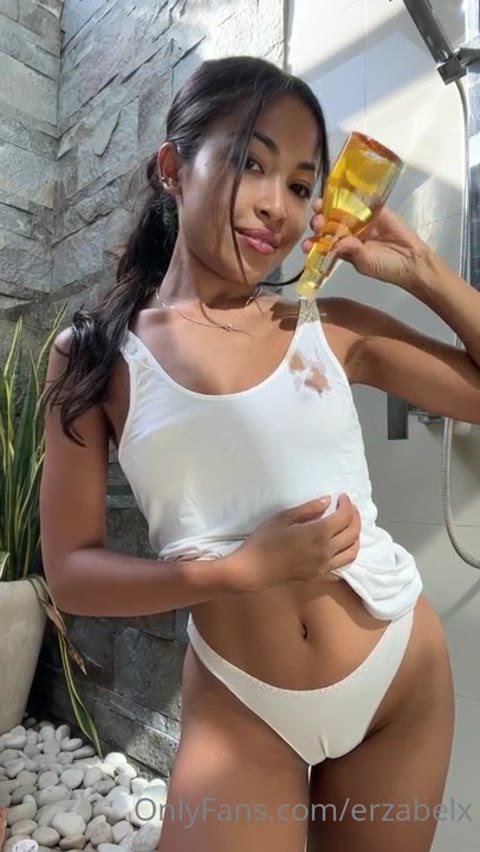 Erzabel nude Instagram photo 17 — @erzabel leaked