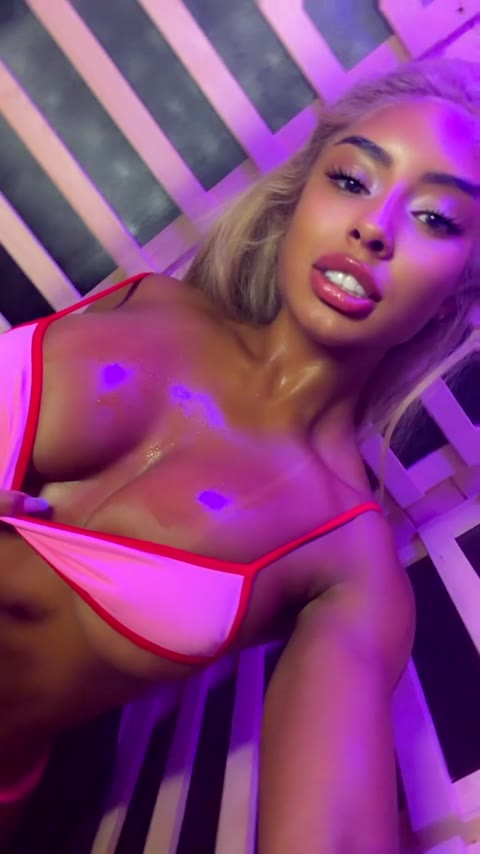 Qimmahrusso nude Instagram photo 28 — @qimmahrusso leaked