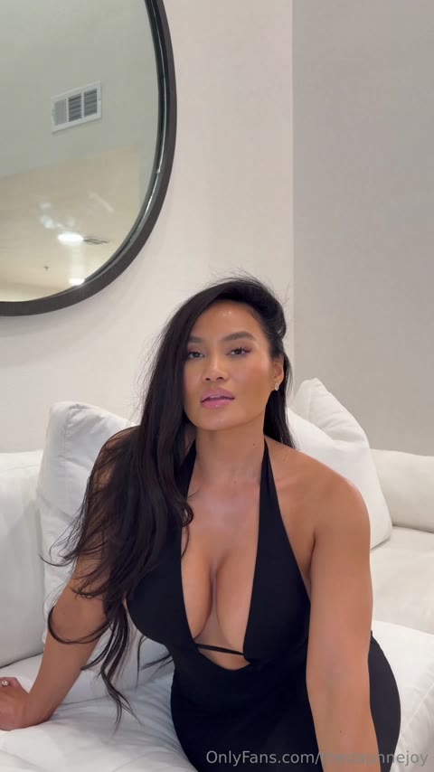 Daphnejoy nude Instagram photo 25 — @daphnejoy leaked