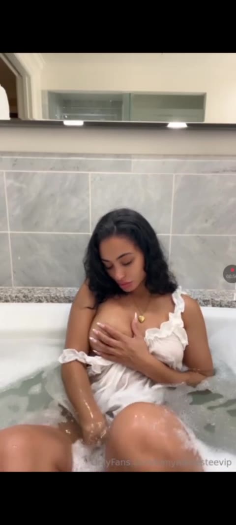 Himynamestee nude Instagram photo 25 — @himynamestee leaked