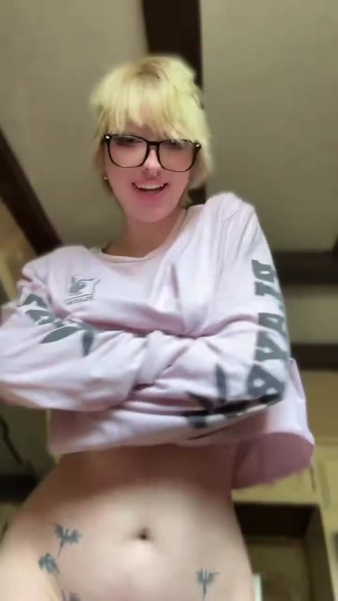 Julia Neis nude Instagram photo 34 — @julia.neis leaked
