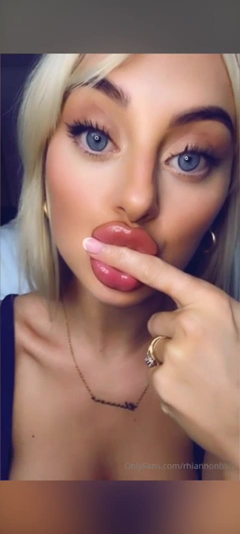 Rhiannonblue nude Instagram photo 11 — @rhiannonblue leaked